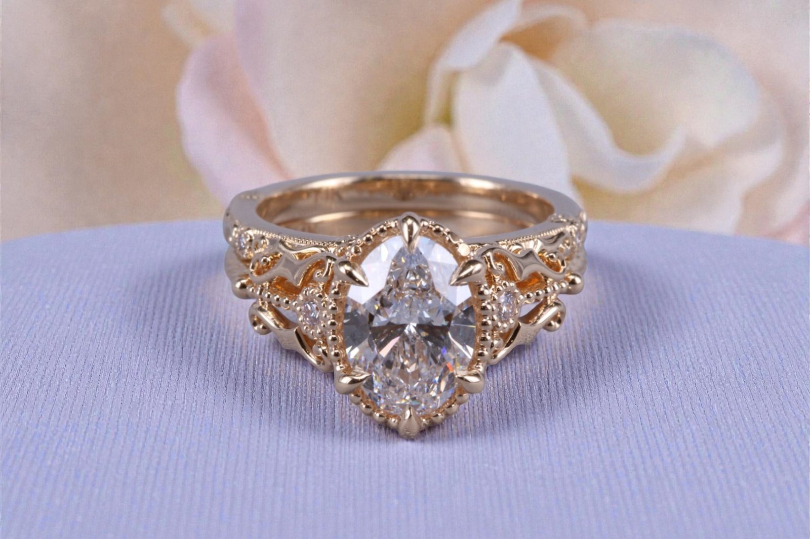 Custom-made oval diamond ring for Escondido couples